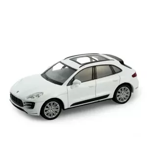 Welly Porsche Macan Turbo 1:34